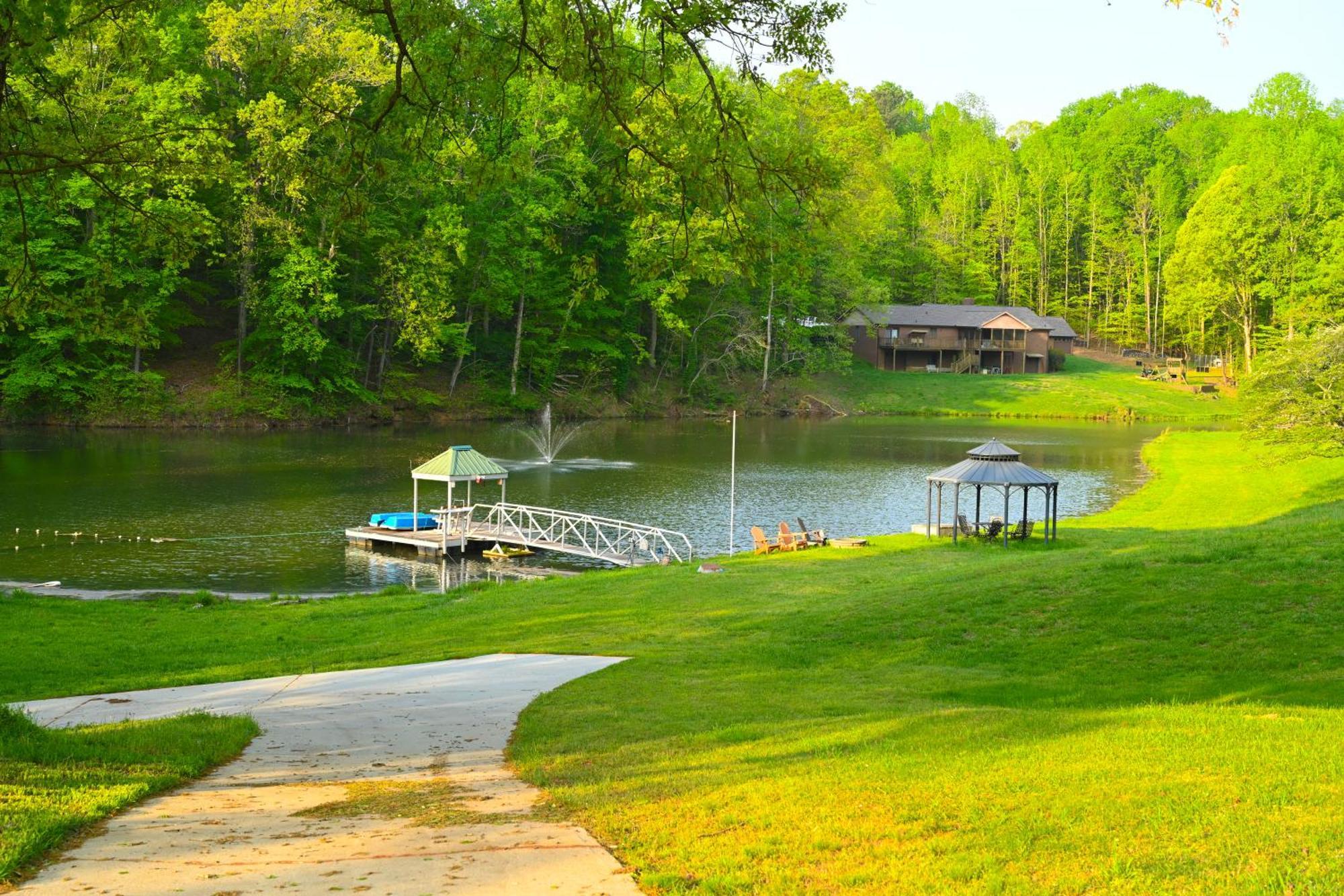 Southern Home And Fishing Lake. Gainesville Luaran gambar